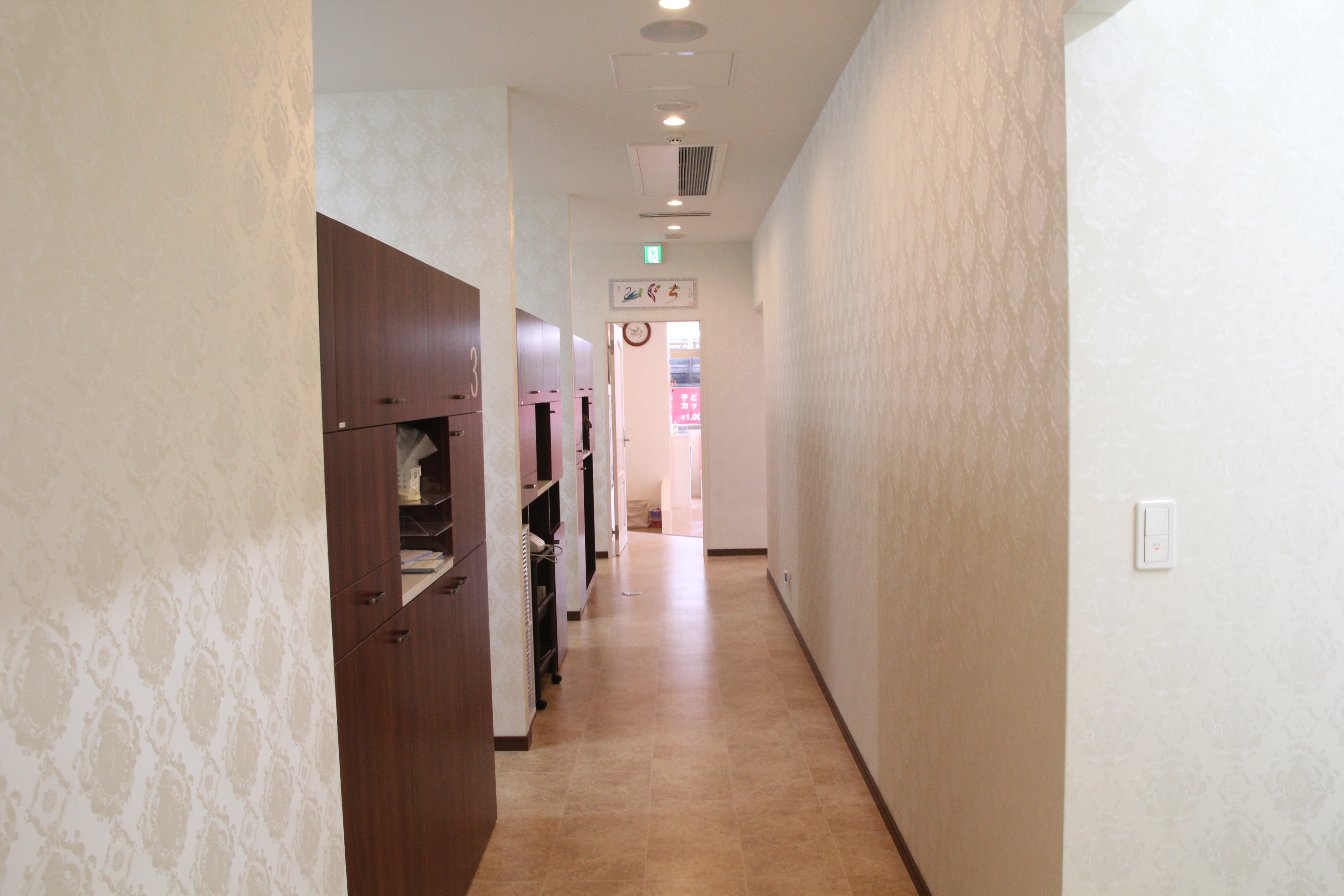移転後廊下